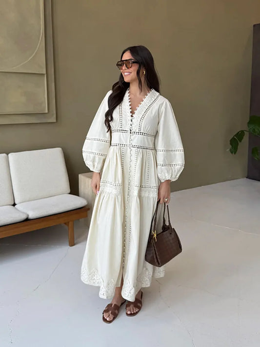Lace Fitted Dress With V Neck And Puff Sleeves For Spring