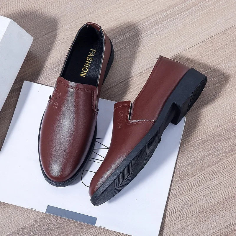 Breathable Leather Shoes For Young Men Round Toe Korean