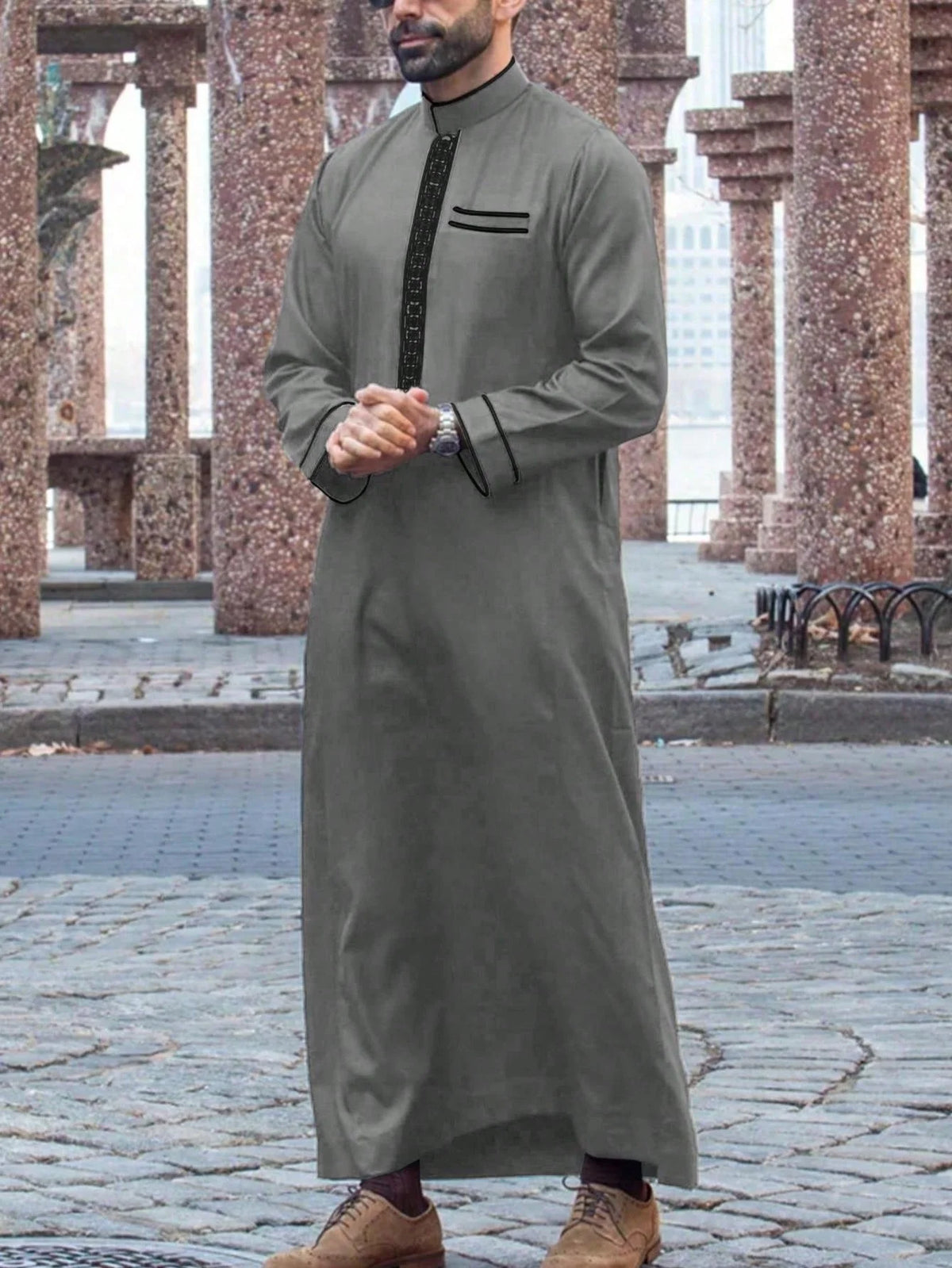 Luxury Islam Thobe For Arab Men Embroidered Stand Collar